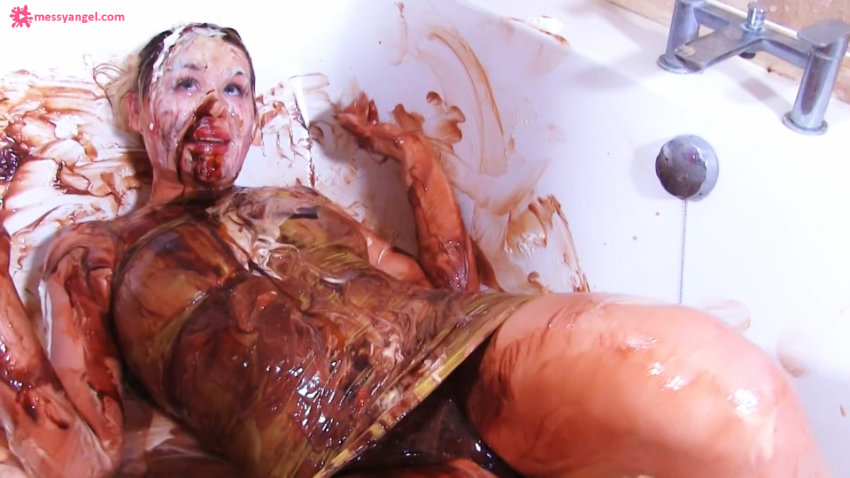messyangels_Gina_splosh_trashed_026
